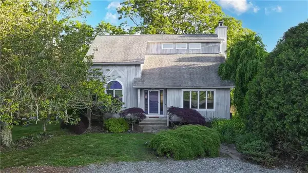 262 Wood Hill Road, Narragansett, RI 02882