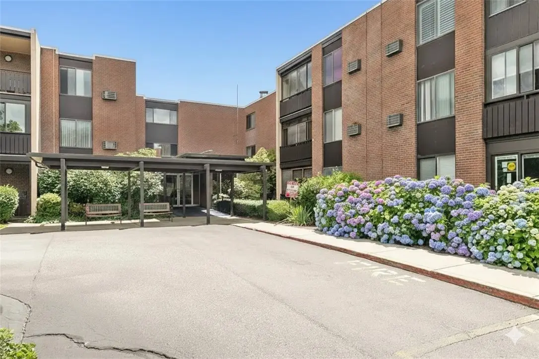 401 Bellevue Avenue #112, Newport, RI 02840 - #1