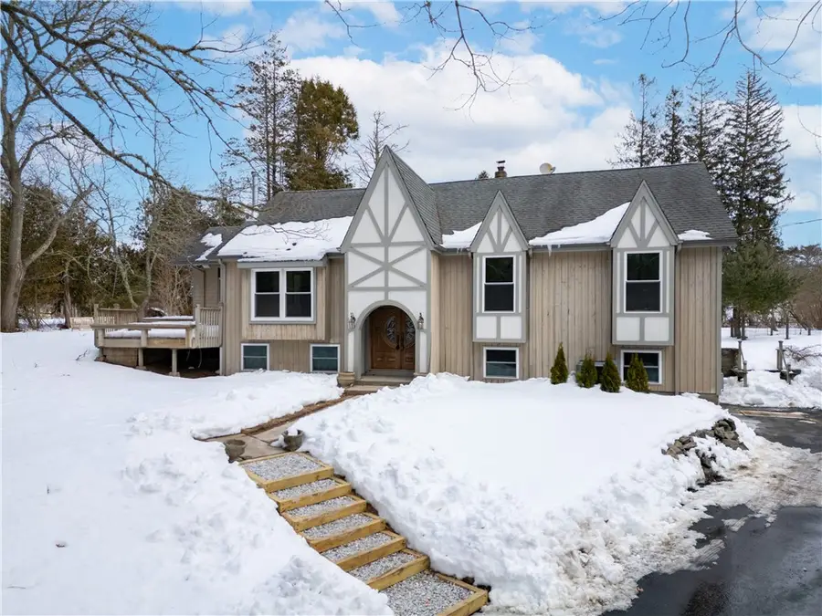 4115 South County Trail, Charlestown, RI 02813 - #2