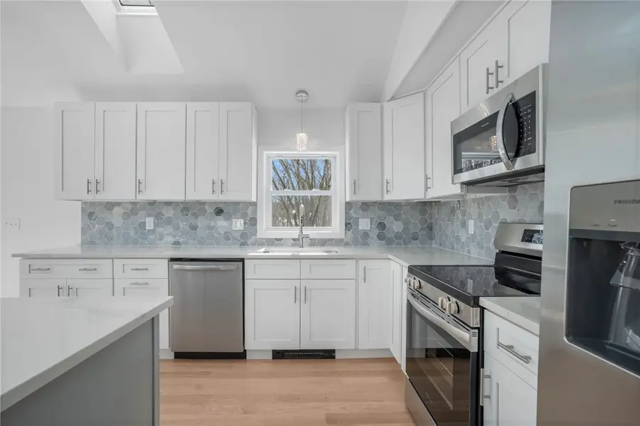 71 Woodmist Way, North Kingstown, RI 02852 - #3