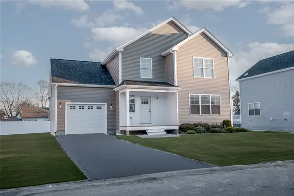 49 Recess Lane, Warwick, RI 02889