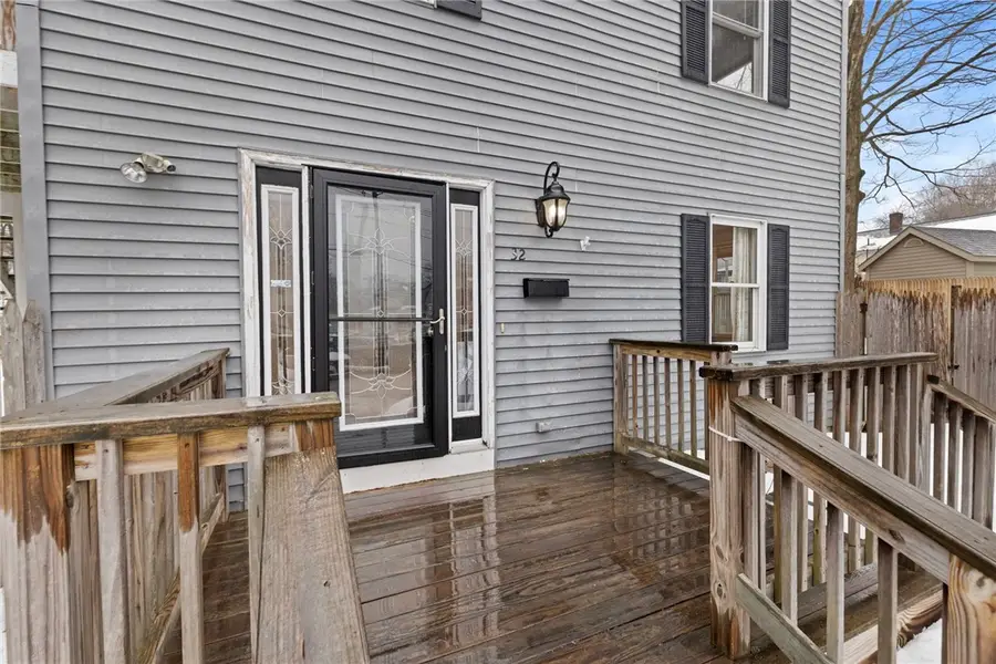 32 Pilgrim Avenue, Coventry, RI 02816 - #3