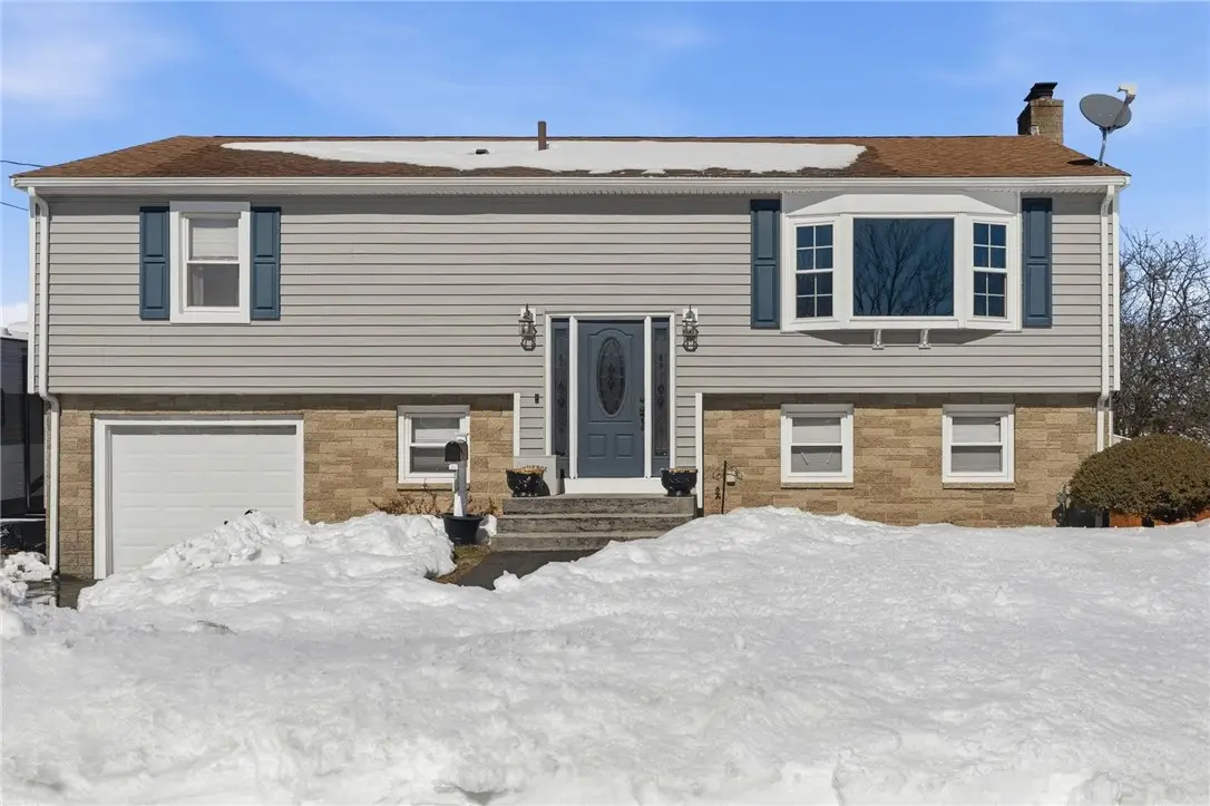 34 Commack Road, East Providence, RI 02914 - #1