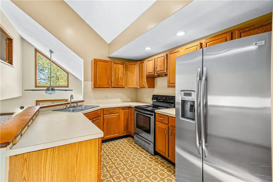 3 Rogler Farm Road, Smithfield, RI 02917 - #3