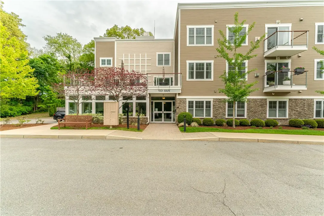 1001 Main Street #17, East Greenwich, RI 02818 - #1