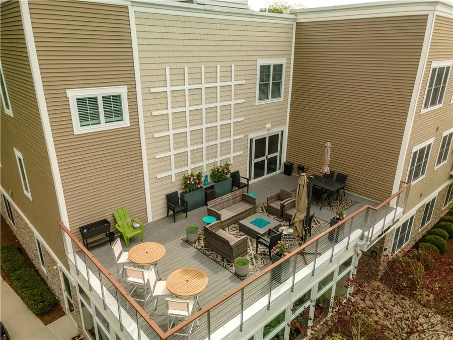 1001 Main Street #17, East Greenwich, RI 02818 - #3