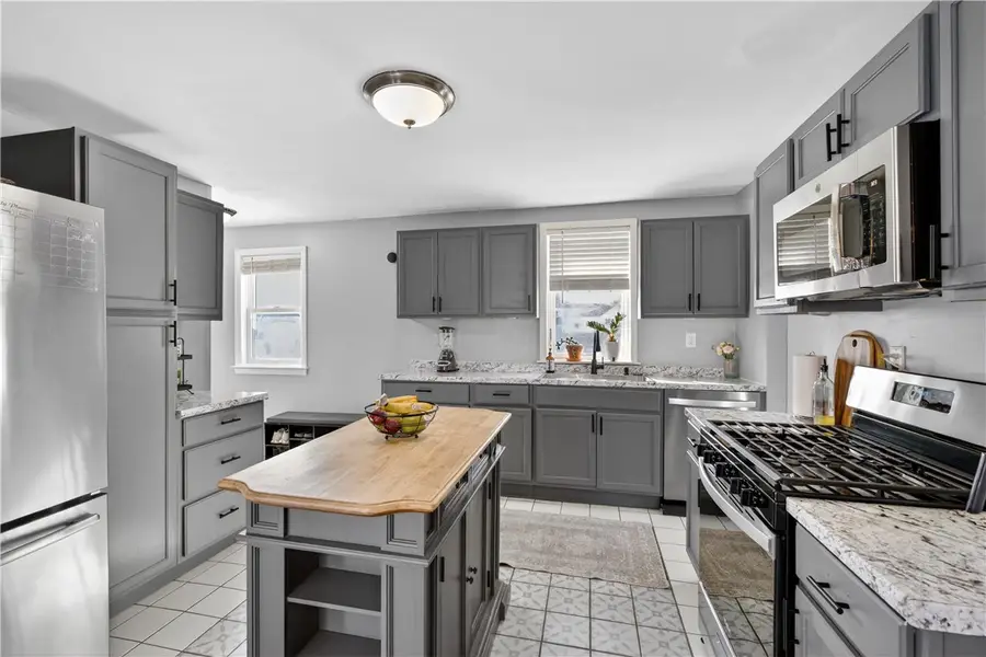 404 Church Avenue, Warwick, RI 02889 - #2