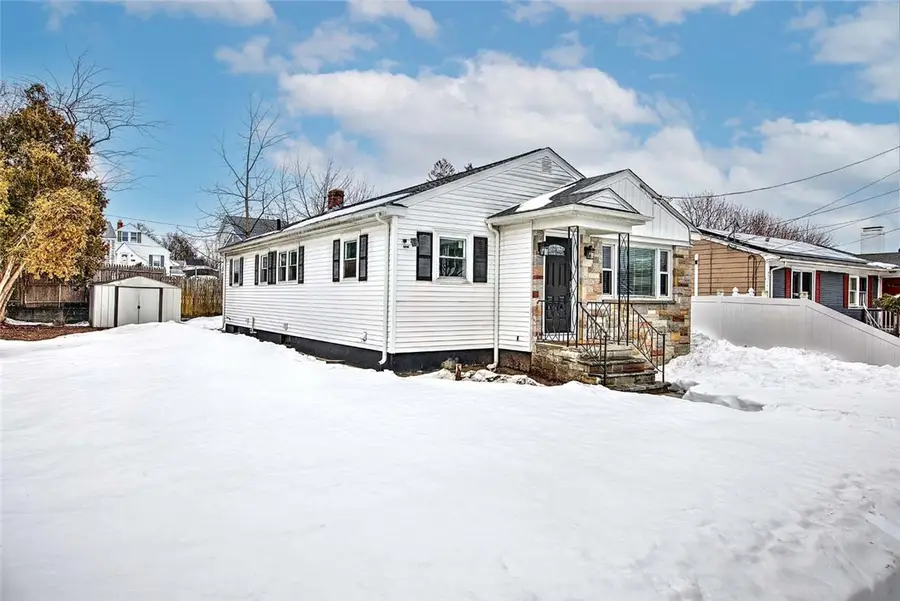 46 Hopewell Avenue, Cranston, RI 02920 - #3