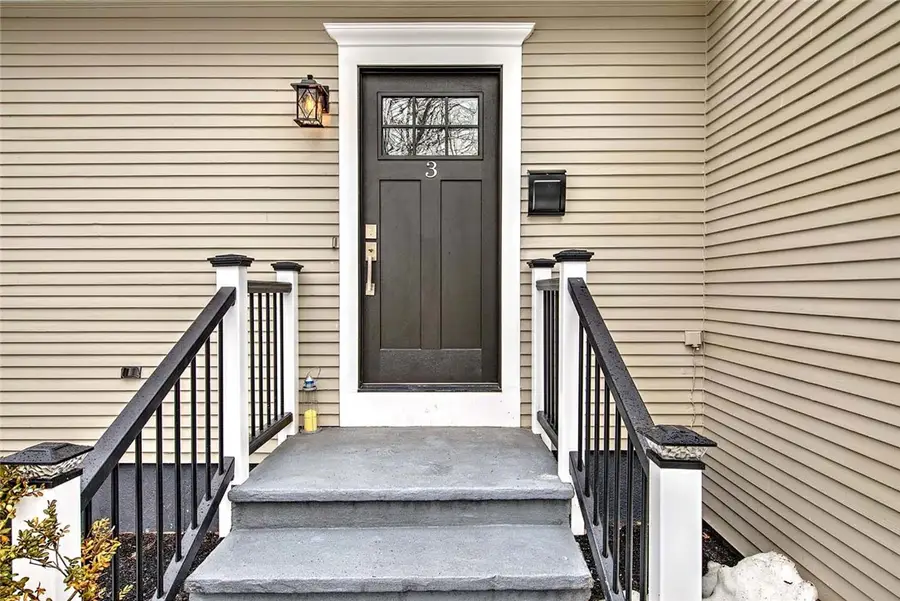 3 Pine Top Road, Barrington, RI 02806 - #3
