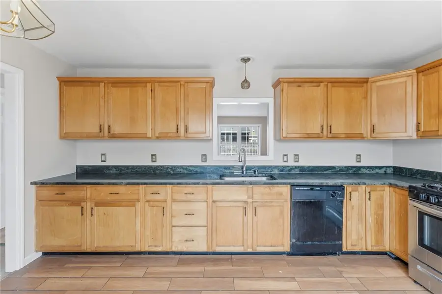 281 Swan Street #A, Providence, RI 02905 - #3