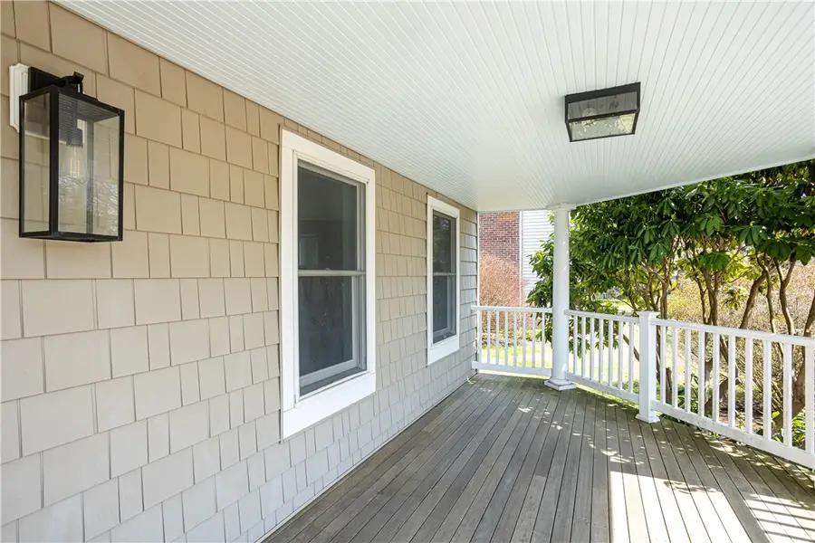 18 Lugger Street, Jamestown, RI 02835 - #2