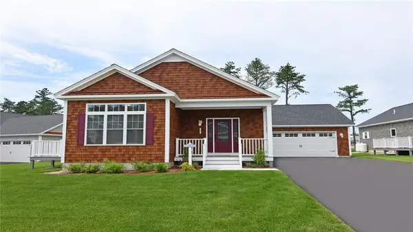 654 South Shore Village Boulevard #E1H, South Kingstown, RI 02879