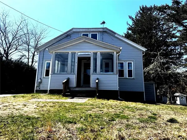 91 Church Street, Westerly, RI 02808