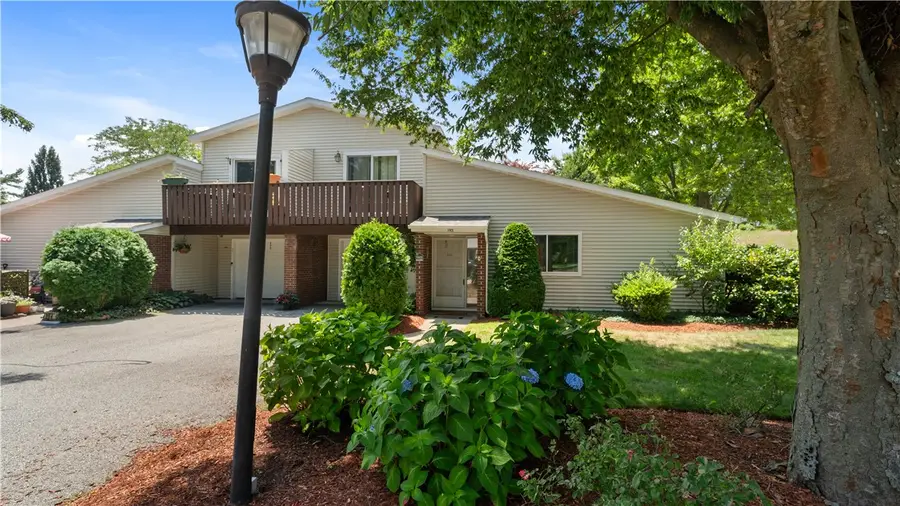 993 Williamsburg Circle, Warwick, RI 02886 - #2