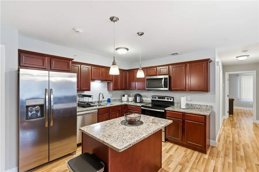 9 Gray Coach Lane #911, Cranston, RI 02921 - #3