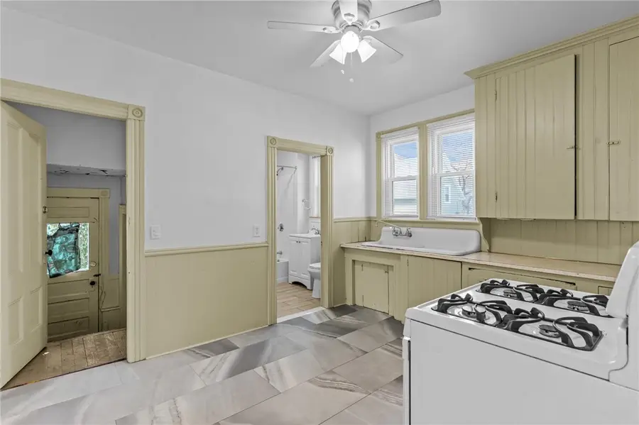 16 Ruggles Street, Providence, RI 02908 - #3