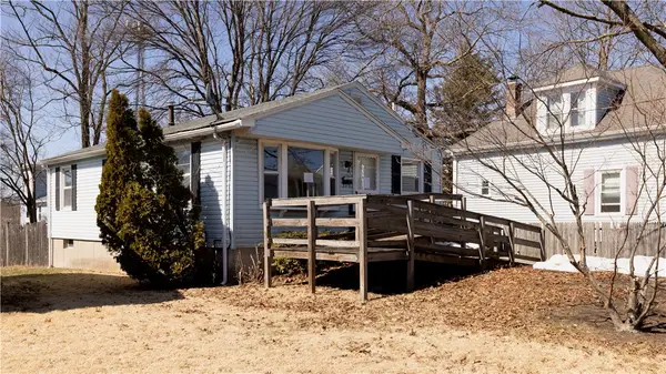 71 Birchland Avenue, Pawtucket, RI 02860