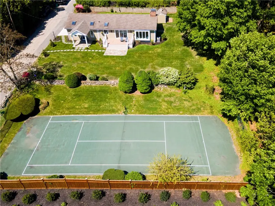 18 Sunset Lane, Portsmouth, RI 02871 - #2