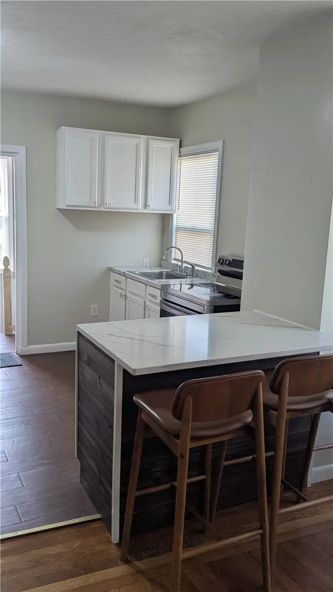 556 Admiral Street, Providence, RI 02908 - #1