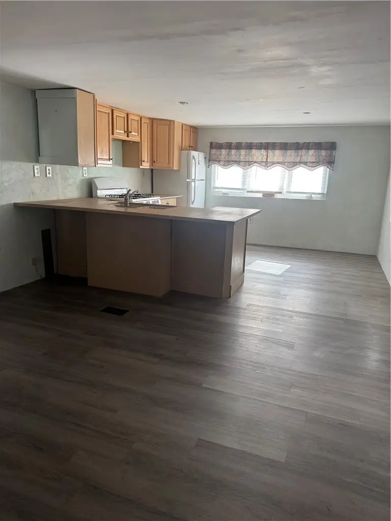 11 Krzak Road, North Kingstown, RI 02852 - #2