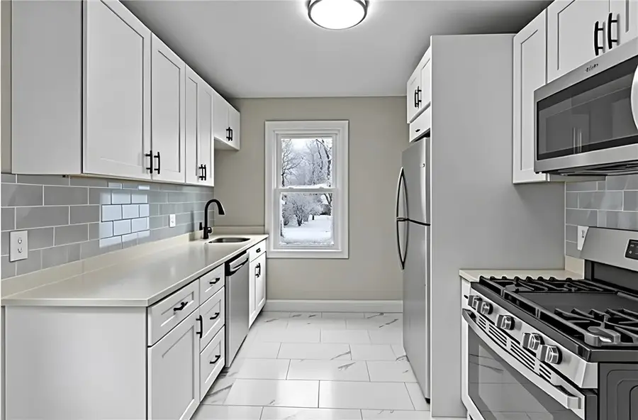 70 Whittier Road, Pawtucket, RI 02861 - #3