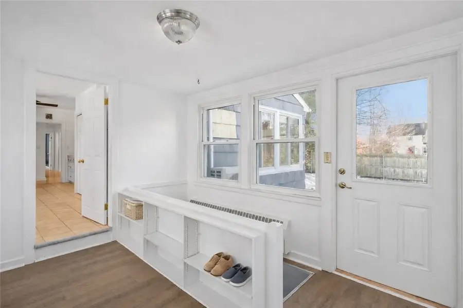 6 Conway Drive, Barrington, RI 02806 - #3