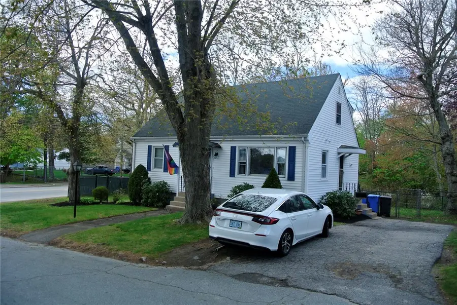 4 Eden Park Drive, Cranston, RI 02910 - #3