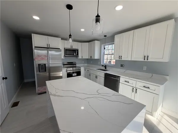 362 Kenyon Avenue, Pawtucket, RI 02861