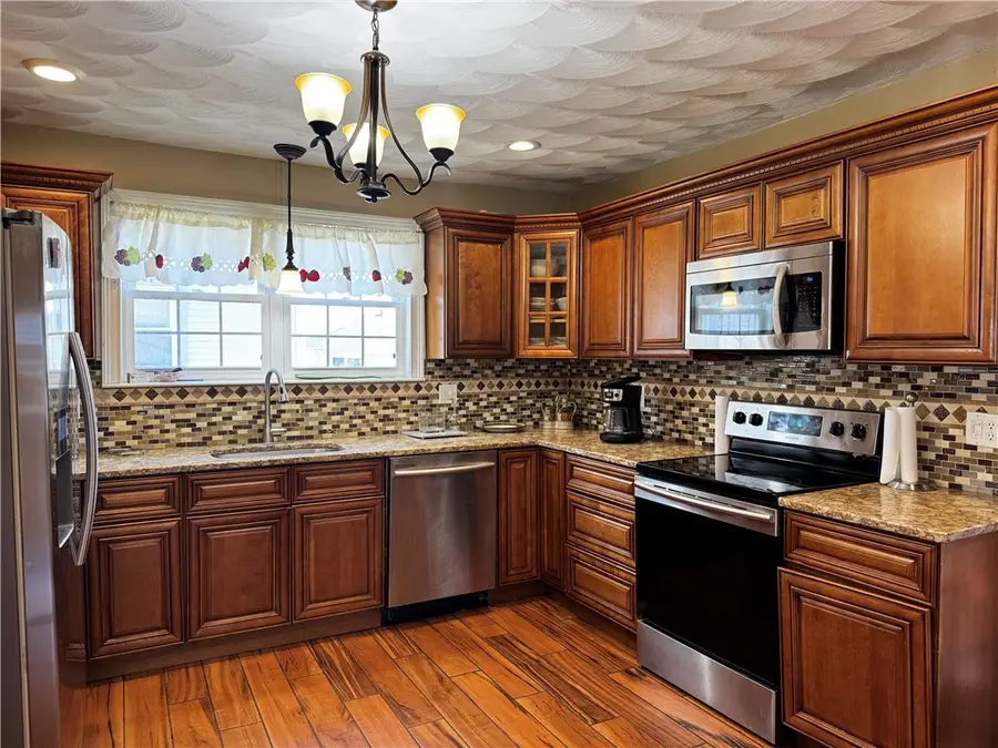 72 Concord Avenue, Cranston, RI 02904 - #2