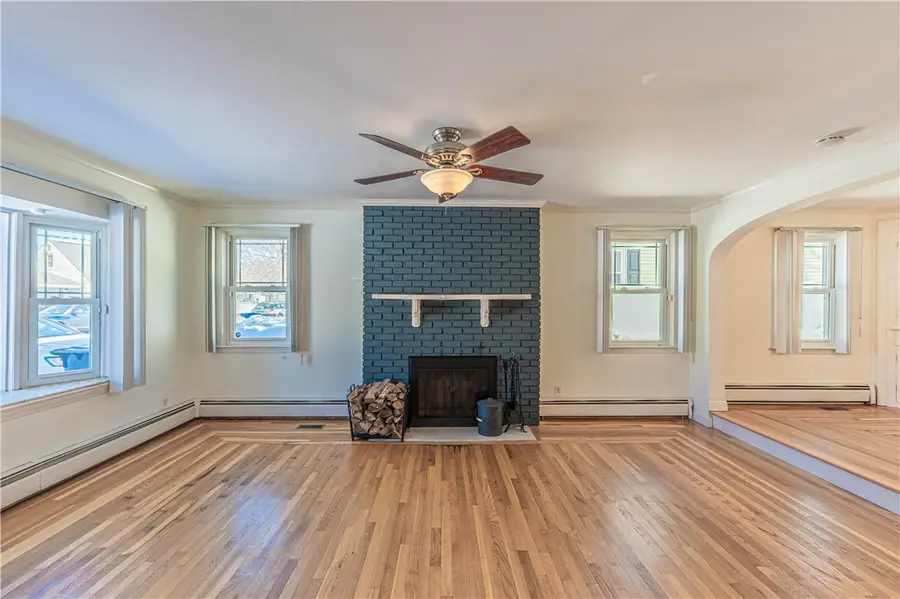 671 Benefit Street, Pawtucket, RI 02861 - #3