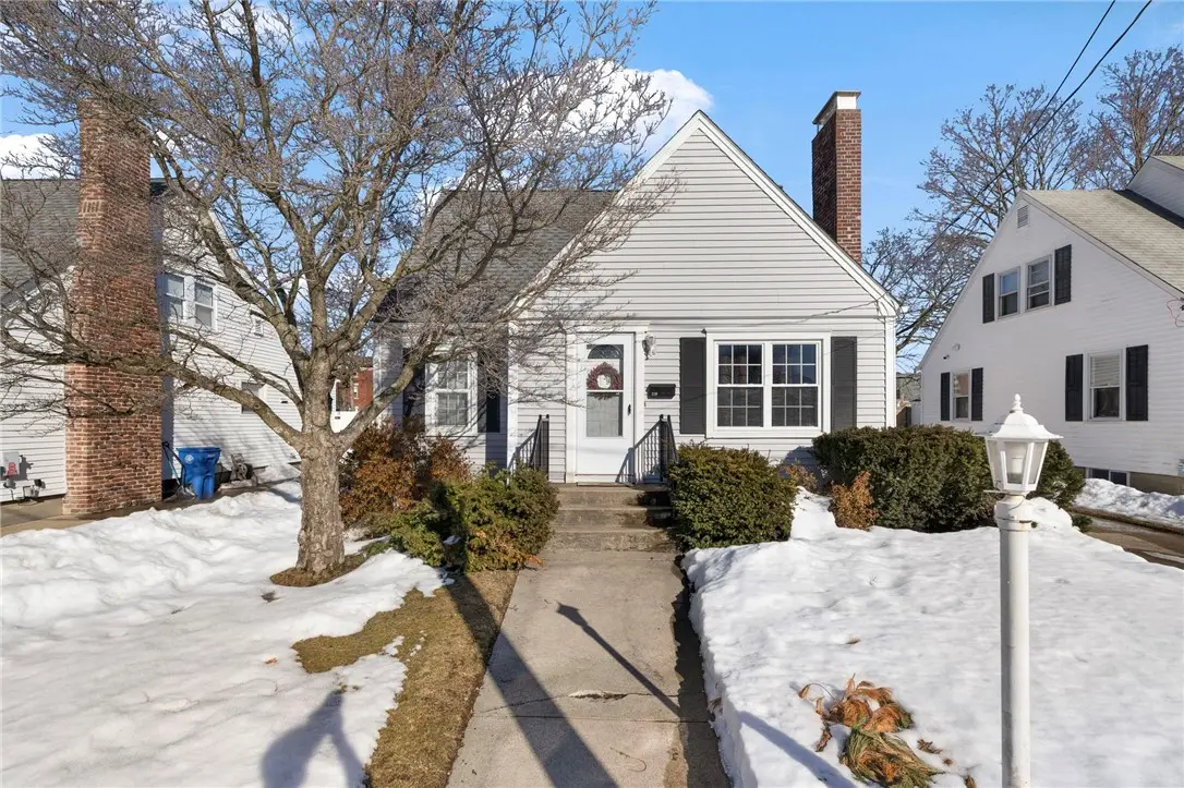 239 Ausdale Road, Cranston, RI 02910 - #1