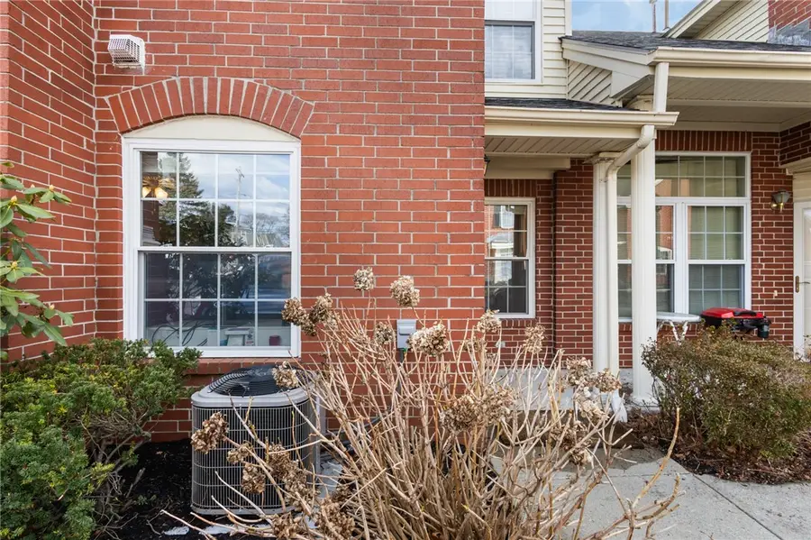 626 Smithfield Road #906, North Providence, RI 02904 - #2