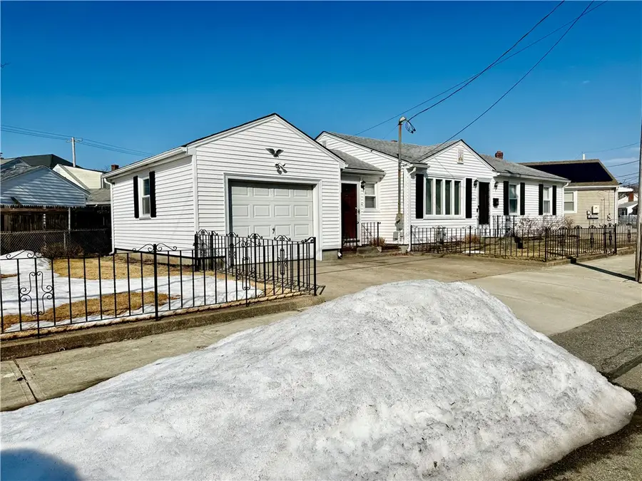 327 Rhode Island Avenue, Pawtucket, RI 02860 - #2