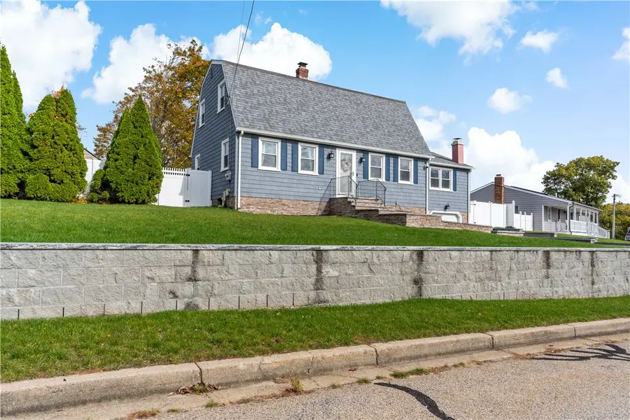 136 Silverwood Lane, West Warwick, RI 02893 - #2