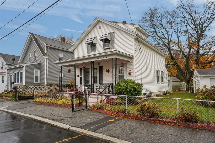 172 Ivy Street, East Providence, RI 02914 - #3