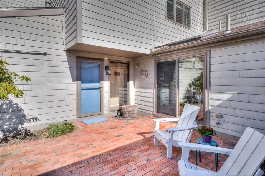 35 Seabreeze Lane, Bristol, RI 02809 - #3