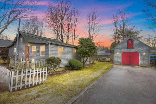 9 Edwards Avenue, South Kingstown, RI 02879