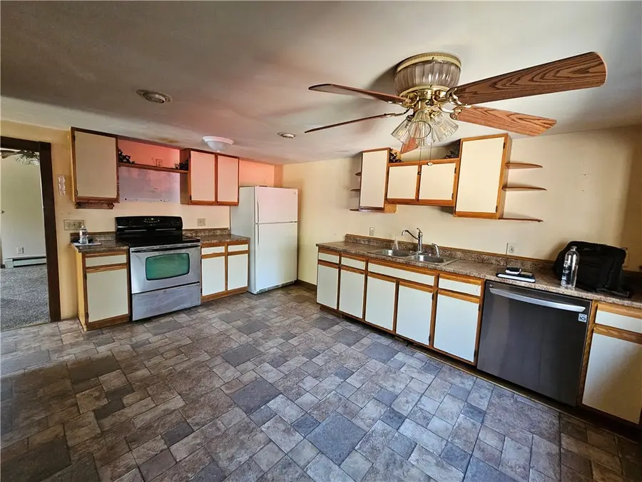 3 Buttonwood Terrace, Attleboro, MA 02703 - #2
