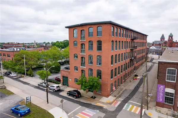 28 Bayley Street #301, Pawtucket, RI 02860