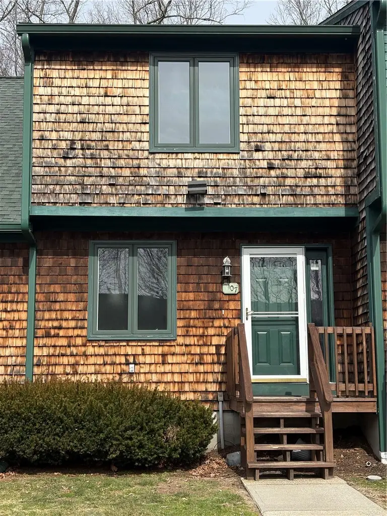 107 Arthurs Way #107, Pascoag, RI 02859 - #1