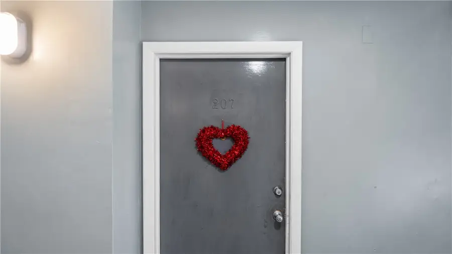 27 Gillen Avenue #207B, North Providence, RI 02904 - #3