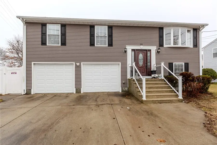 250 Ferris Avenue, Rumford, RI 02916 - #2