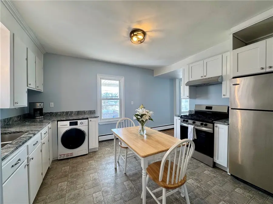 368 Beverage Hill Avenue, Pawtucket, RI 02861 - #3