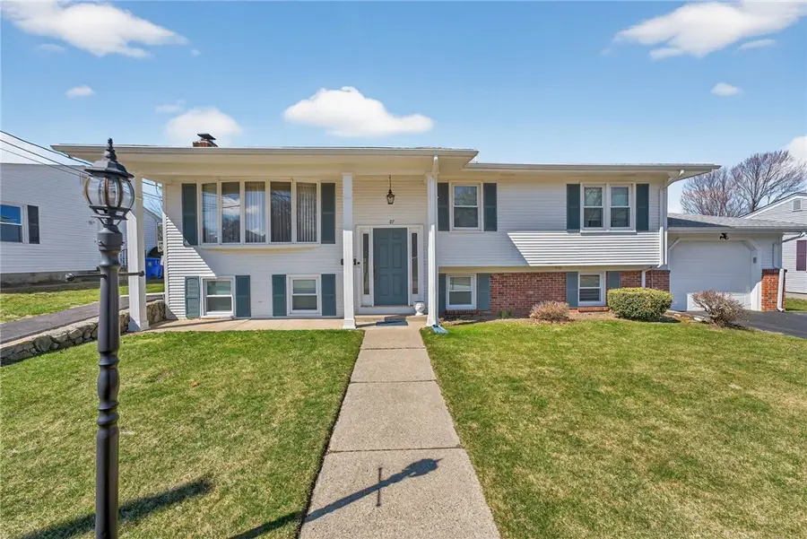 27 Wenscott Lane, North Providence, RI 02904 - #3