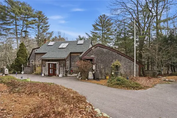 186 Arcadia Road, Hopkinton, RI 02832