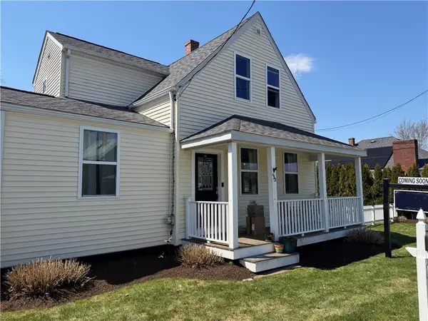 433 Metacom Avenue, Bristol, RI 02809