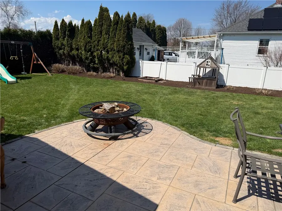 433 Metacom Avenue, Bristol, RI 02809 - #3