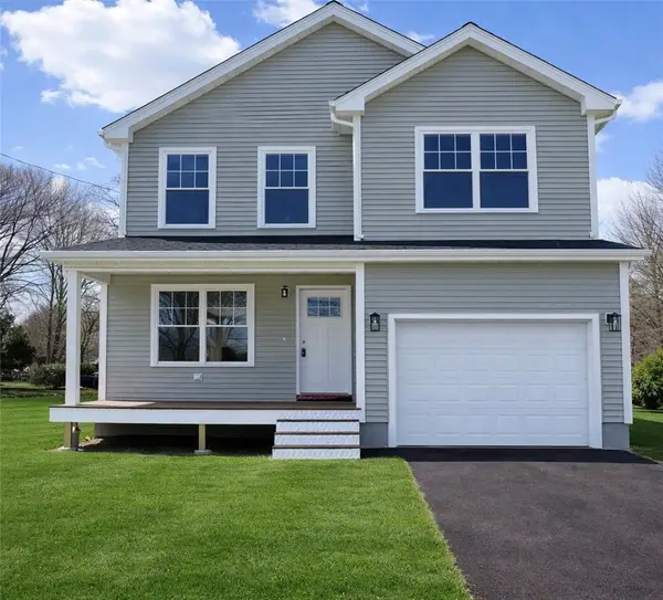 339 East Street, Cranston, RI 02920