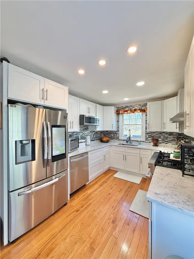 95 Dixon Street #2, Providence, RI 02907 - #3