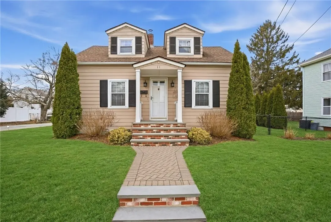 11 Tampa Street, West Warwick, RI 02893 - #1
